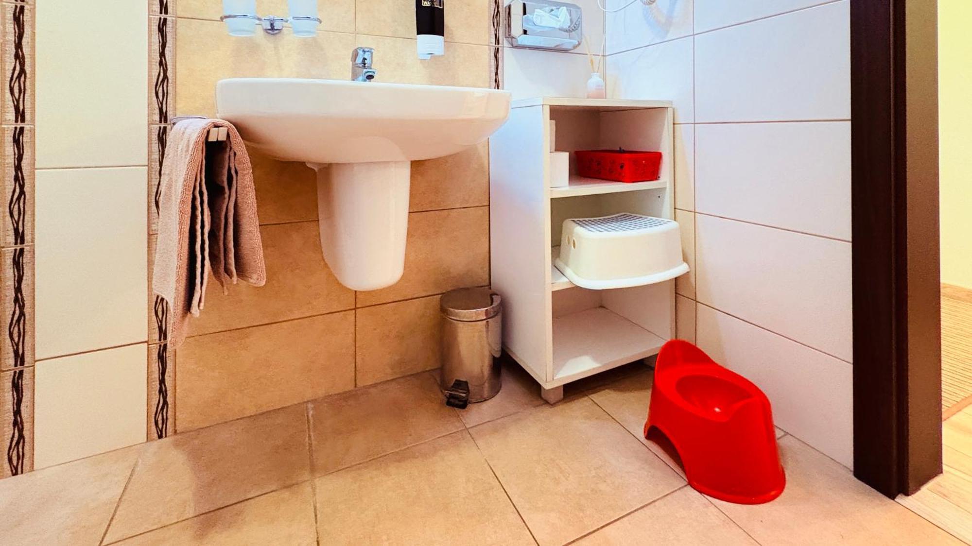 Apartman Elizabeth Bešeňová Exterior foto